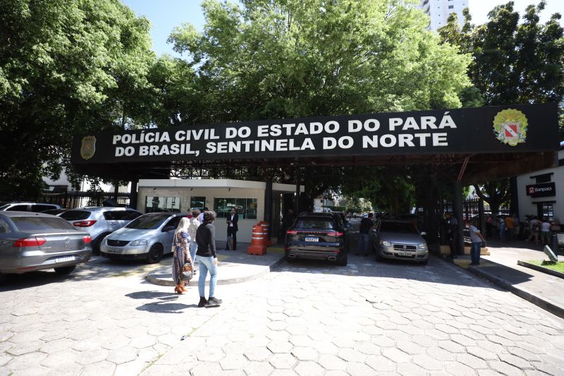 Polícia Civil dá posse a novos policiais civis do Estado do Pará <div class='credito_fotos'>Foto: Marcelo Seabra / Ag. Pará | <a href='/midias/2022/originais/14935_5a73d5fd-7441-2c0c-918a-d036c497bb7d.jpg' download><i class='fa-solid fa-download'></i> Download</a></div>