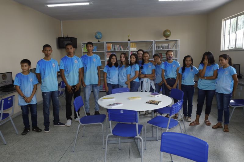 Governo Entrega Escola Tauriano Gil de Sousa na Comunidade Porto Salva no município de Vigia de Nazaré <div class='credito_fotos'>Foto: Alex Ribeiro / Ag. Pará | <a href='/midias/2022/originais/14941_24576fe5-87aa-c159-f9e2-1c11dfe8bb9c.jpg' download><i class='fa-solid fa-download'></i> Download</a></div>