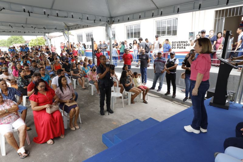 Governo Entrega Escola Tauriano Gil de Sousa na Comunidade Porto Salva no município de Vigia de Nazaré <div class='credito_fotos'>Foto: Alex Ribeiro / Ag. Pará | <a href='/midias/2022/originais/14941_b3ada20a-c740-2af1-540c-0adacde45d4a.jpg' download><i class='fa-solid fa-download'></i> Download</a></div>