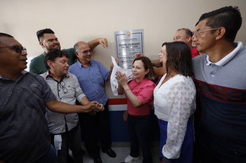 Governo Entrega Escola Tauriano Gil de Sousa na Comunidade Porto Salva no município de Vigia de Nazaré <div class='credito_fotos'>Foto: Alex Ribeiro / Ag. Pará | <a href='/midias/2022/originais/14941_dfc5331a-9a95-41d0-3f9d-dfa266beb309.jpg' download><i class='fa-solid fa-download'></i> Download</a></div>
