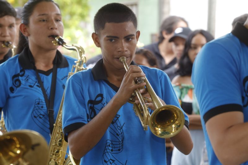 Governo Entrega Escola Tauriano Gil de Sousa na Comunidade Porto Salva no município de Vigia de Nazaré <div class='credito_fotos'>Foto: Alex Ribeiro / Ag. Pará | <a href='/midias/2022/originais/14941_ff85ca7e-eace-42ff-1616-2296b71ff98e.jpg' download><i class='fa-solid fa-download'></i> Download</a></div>