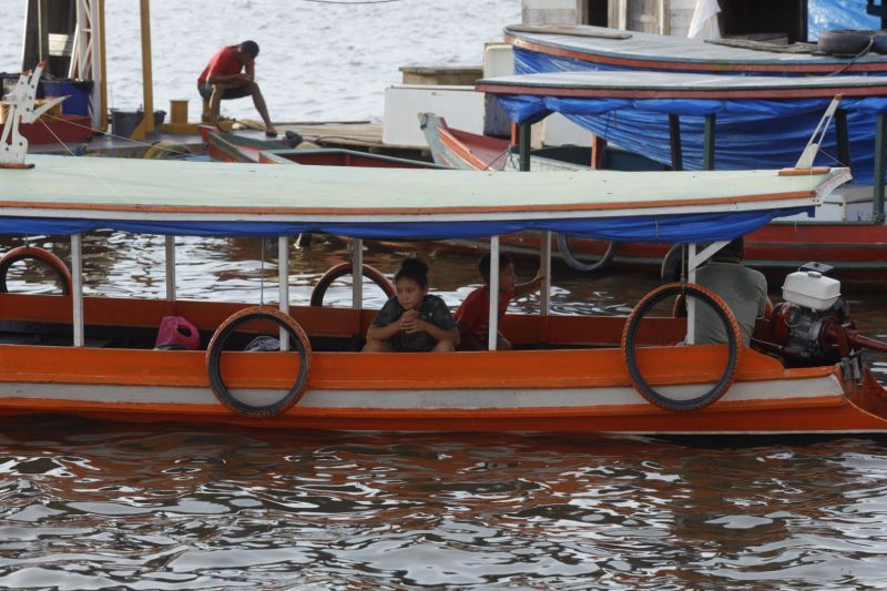 Juruti é um município brasileiro do estado do Pará, pertencente à Mesorregião do Baixo Amazonas, no norte brasileiro.
Sua população, conforme estimativas do IBGE de 2021, era de 59 961 habitantes. <div class='credito_fotos'>Foto: Alex Ribeiro / Ag. Pará | <a href='/midias/2022/originais/14946_0208a8db-e45d-c443-7491-744e8481125b.jpg' download><i class='fa-solid fa-download'></i> Download</a></div>