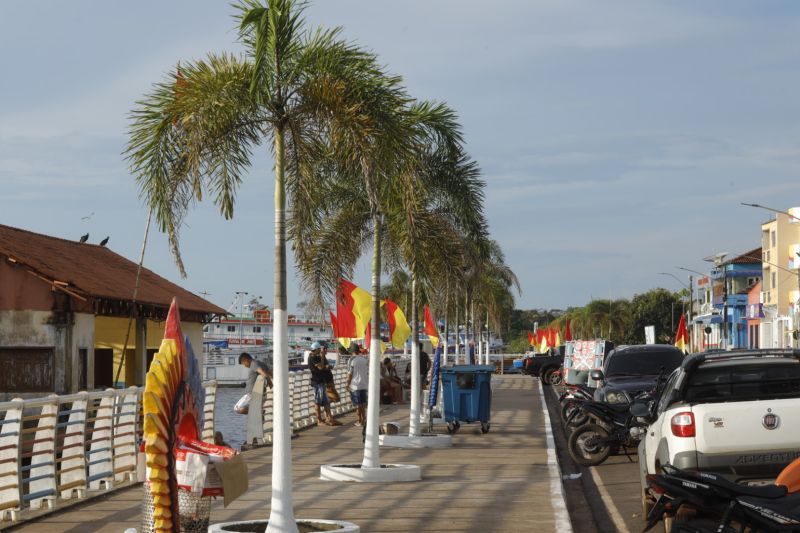 Juruti é um município brasileiro do estado do Pará, pertencente à Mesorregião do Baixo Amazonas, no norte brasileiro.
Sua população, conforme estimativas do IBGE de 2021, era de 59 961 habitantes. <div class='credito_fotos'>Foto: Alex Ribeiro / Ag. Pará | <a href='/midias/2022/originais/14946_851fa01b-c395-1c0c-b73b-64539cff0526.jpg' download><i class='fa-solid fa-download'></i> Download</a></div>