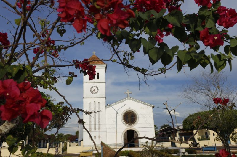 Juruti é um município brasileiro do estado do Pará, pertencente à Mesorregião do Baixo Amazonas, no norte brasileiro.
Sua população, conforme estimativas do IBGE de 2021, era de 59 961 habitantes. <div class='credito_fotos'>Foto: Alex Ribeiro / Ag. Pará | <a href='/midias/2022/originais/14946_cc5abb60-52f8-2910-0b8a-dc09a65726f3.jpg' download><i class='fa-solid fa-download'></i> Download</a></div>