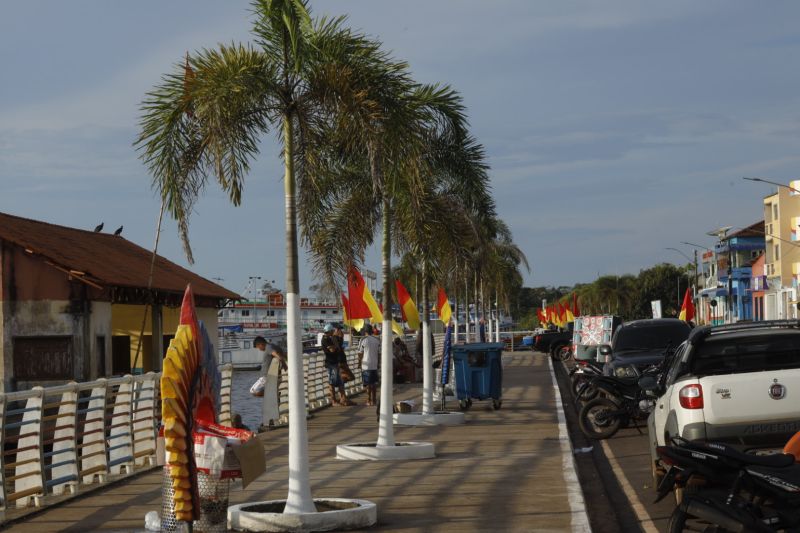 Juruti é um município brasileiro do estado do Pará, pertencente à Mesorregião do Baixo Amazonas, no norte brasileiro.
Sua população, conforme estimativas do IBGE de 2021, era de 59 961 habitantes. <div class='credito_fotos'>Foto: Alex Ribeiro / Ag. Pará | <a href='/midias/2022/originais/14946_d1faf0c9-bcd5-55f2-f067-1ac91b44ea8b.jpg' download><i class='fa-solid fa-download'></i> Download</a></div>