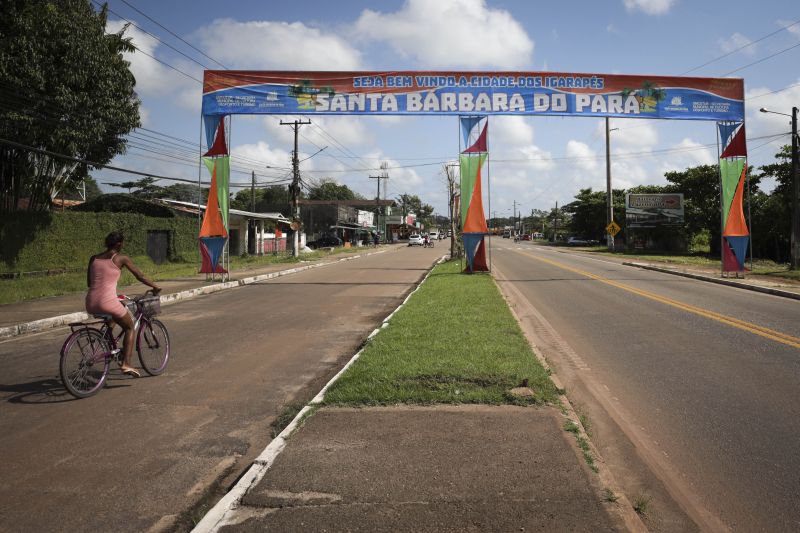 Santa Bárbara do Pará é um município brasileiro do estado do Pará, situado na região metropolitana de Belém. <div class='credito_fotos'>Foto: Pedro Guerreiro / Ag. Pará | <a href='/midias/2022/originais/14962_3535ab60-625c-d70a-39ce-26298ea4f5bd.jpg' download><i class='fa-solid fa-download'></i> Download</a></div>