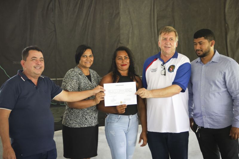 Qualifica Pará em Benevides <div class='credito_fotos'>Foto: Pedro Guerreiro / Ag. Pará | <a href='/midias/2022/originais/14963_86dc50a6-ef6c-d59a-3825-ebdcefc6eaa2.jpg' download><i class='fa-solid fa-download'></i> Download</a></div>