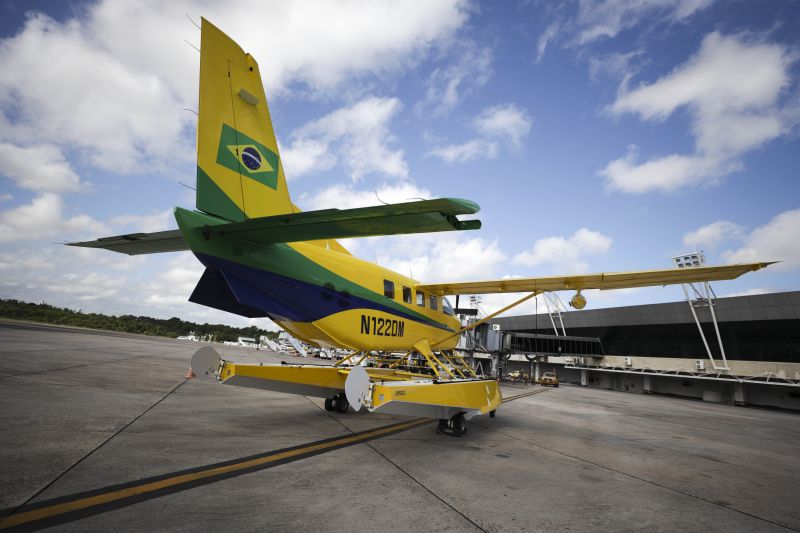 Aeronave SESPA para resgate aéreo de pacientes na região Oeste do Pará <div class='credito_fotos'>Foto: Pedro Guerreiro / Ag. Pará | <a href='/midias/2022/originais/14969_079c1590-cc78-e42b-7bb0-9219476fe027.jpg' download><i class='fa-solid fa-download'></i> Download</a></div>