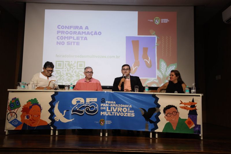 Coletiva da Feira Pan-Amazônica do Livro e das Multivozes <div class='credito_fotos'>Foto: David Alves / Ag.Pará | <a href='/midias/2022/originais/14979_b41d05bb-06bc-baf6-750f-287c35204c4e.jpg' download><i class='fa-solid fa-download'></i> Download</a></div>