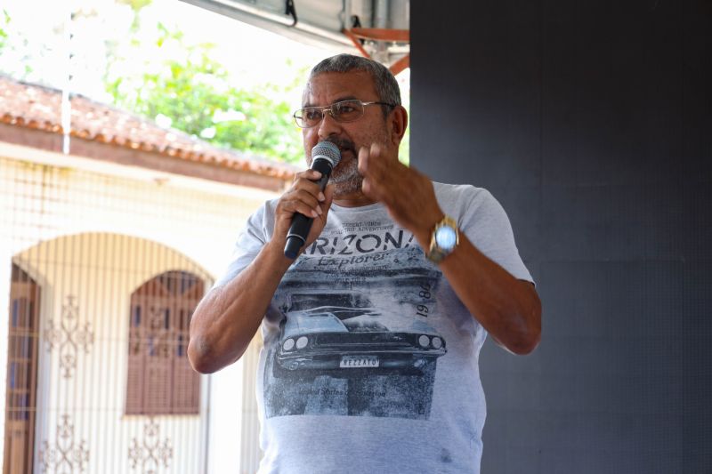 ASSINATURA DE ORDENS DE SERVIÇO PARA ASFALTO - MOSQUEIRO PA - FOTOS MARCELO SEABRA <div class='credito_fotos'>Foto: Marcelo Seabra / Ag. Pará   |   <a href='/midias/2022/originais/15025_a6cbe685-6da3-2f48-2a1c-cc480870acea.jpg' download><i class='fa-solid fa-download'></i> Download</a></div>
