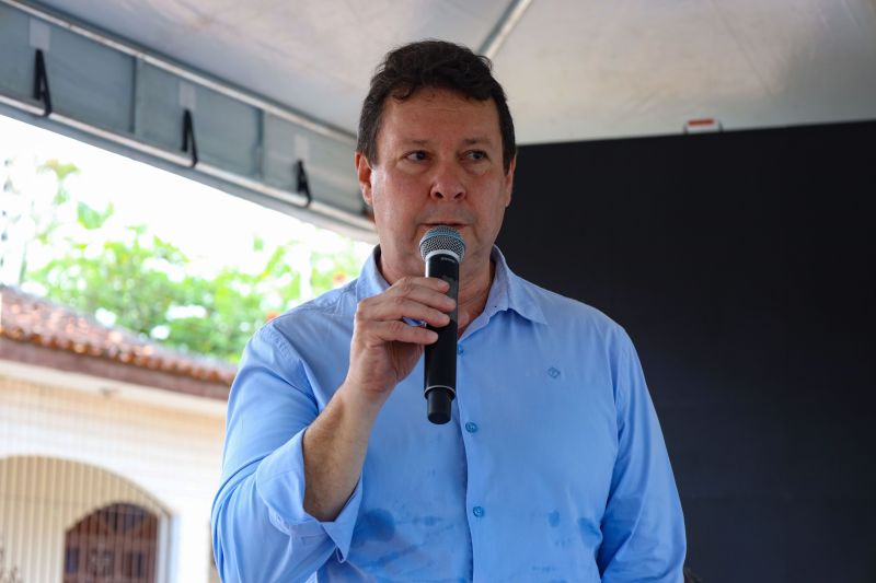 ASSINATURA DE ORDENS DE SERVIÇO PARA ASFALTO - MOSQUEIRO PA - FOTOS MARCELO SEABRA <div class='credito_fotos'>Foto: Marcelo Seabra / Ag. Pará   |   <a href='/midias/2022/originais/15025_aedc7897-2319-8251-f087-76e1be127402.jpg' download><i class='fa-solid fa-download'></i> Download</a></div>