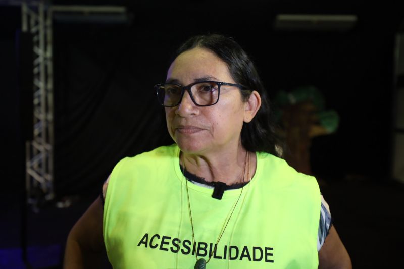 Joana Martins, audiodescritora <div class='credito_fotos'>Foto: David Alves / Ag.Pará | <a href='/midias/2022/originais/15028_d16275f0-b036-1eaa-027d-6a3b8300b2ad.jpg' download><i class='fa-solid fa-download'></i> Download</a></div>