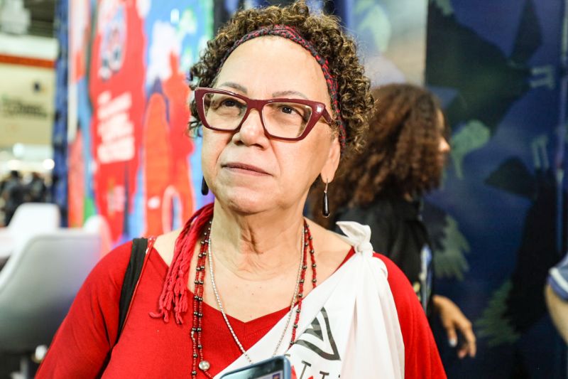 FEIRA DO LIVRO ARENA MULTIVOZES - DAVID ALVES / AGPARA <div class='credito_fotos'>Foto: David Alves / Ag Pará | <a href='/midias/2022/originais/15031_e1cb7f96-7fa4-1dfe-785f-b7c7a59455c9.jpg' download><i class='fa-solid fa-download'></i> Download</a></div>