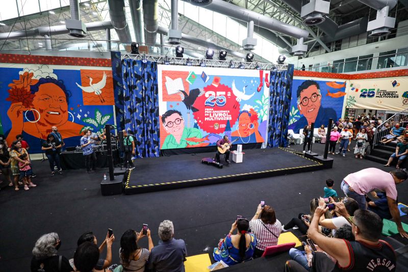FEIRA DO LIVRO 2022 LANCAMENTO DO LIVRO SALOMÃO HABIB - FOTOS DAVID ALVES/AGPARA <div class='credito_fotos'>Foto: David Alves / Ag Pará | <a href='/midias/2022/originais/15032_4dd20bdd-5f5c-487a-dc50-711b431eb7cc.jpg' download><i class='fa-solid fa-download'></i> Download</a></div>