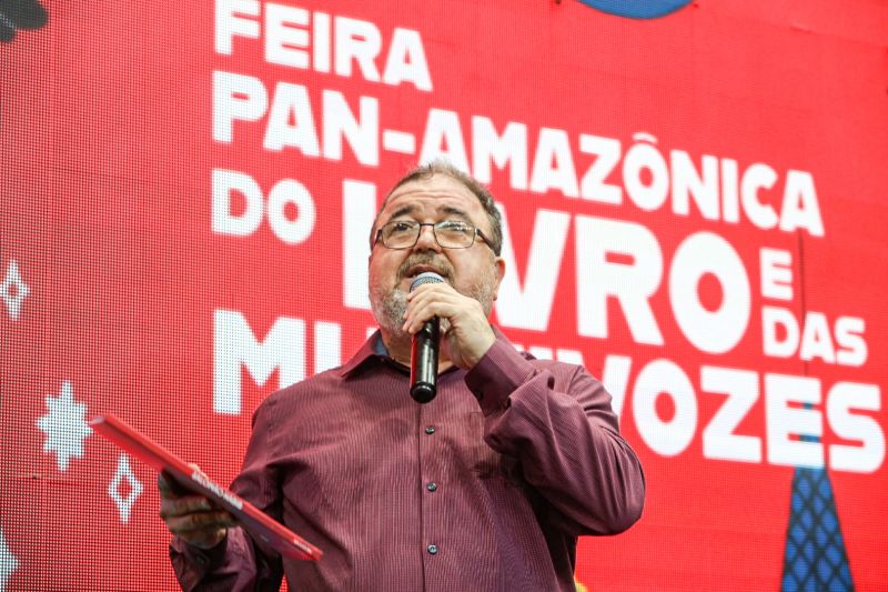 FEIRA DO LIVRO 2022 LANCAMENTO DO LIVRO SALOMÃO HABIB - FOTOS DAVID ALVES/AGPARA <div class='credito_fotos'>Foto: David Alves / Ag Pará | <a href='/midias/2022/originais/15032_7c8c01fc-c407-f1a8-29e0-4619e88b36be.jpg' download><i class='fa-solid fa-download'></i> Download</a></div>