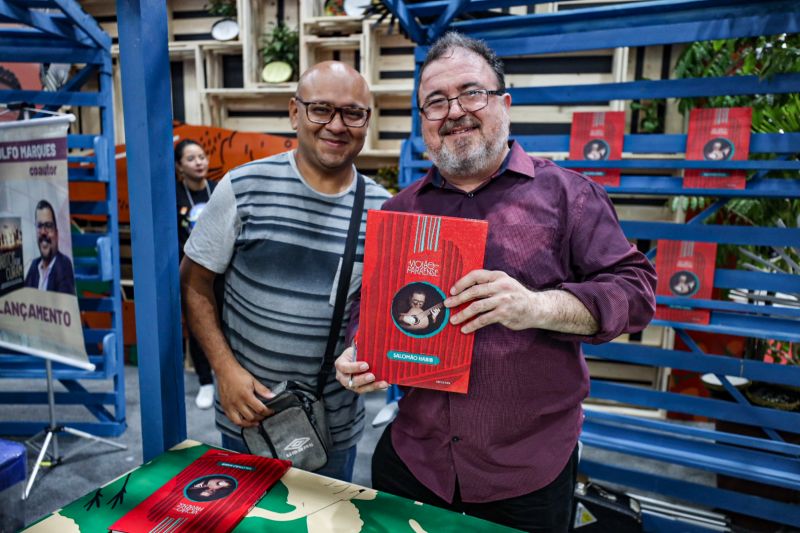 FEIRA DO LIVRO 2022 LANCAMENTO DO LIVRO SALOMÃO HABIB - FOTOS DAVID ALVES/AGPARA <div class='credito_fotos'>Foto: David Alves / Ag Pará | <a href='/midias/2022/originais/15032_d81be79b-e247-ca46-0597-50beaced42aa.jpg' download><i class='fa-solid fa-download'></i> Download</a></div>