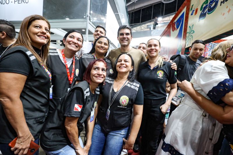 FEIRA DO LIVRO_GOV VISITA FEIRA DO LIVRO - FOTOS DAVID ALVES/AGPARA <div class='credito_fotos'>Foto: David Alves / Ag Pará | <a href='/midias/2022/originais/15033_19674955-7218-cf16-74f2-6a47a8befeb7.jpg' download><i class='fa-solid fa-download'></i> Download</a></div>