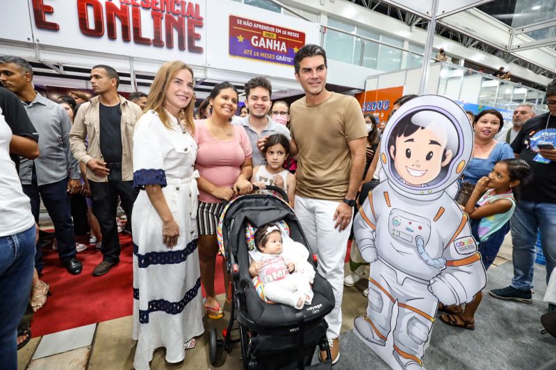 FEIRA DO LIVRO_GOV VISITA FEIRA DO LIVRO - FOTOS DAVID ALVES/AGPARA <div class='credito_fotos'>Foto: David Alves / Ag Pará | <a href='/midias/2022/originais/15033_95cad022-32c0-3e63-5bf7-521be48c06f6.jpg' download><i class='fa-solid fa-download'></i> Download</a></div>