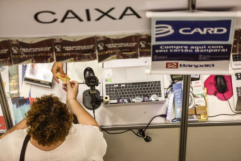 25 Feira Panamazônica do Livro e das Multivozes - Fotos Pedro Guerreiro/AGPARA <div class='credito_fotos'>Foto: Pedro Guerreiro / Ag. Pará | <a href='/midias/2022/originais/15046_240f4586-f11c-b4aa-666b-e5d2fcbc09c4.jpg' download><i class='fa-solid fa-download'></i> Download</a></div>