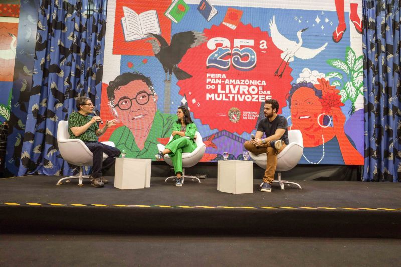 25 Feira Panamazônica do Livro e das Multivozes - Fotos Pedro Guerreiro/AGPARA <div class='credito_fotos'>Foto: Pedro Guerreiro / Ag. Pará | <a href='/midias/2022/originais/15046_27f4de42-6666-81f8-bc68-b6e993b1f0ca.jpg' download><i class='fa-solid fa-download'></i> Download</a></div>
