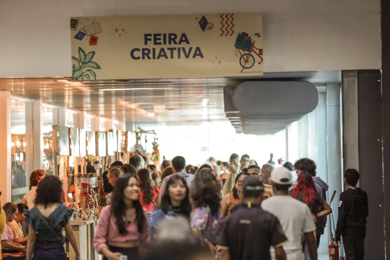 25 Feira Panamazônica do Livro e das Multivozes - Fotos Pedro Guerreiro/AGPARA <div class='credito_fotos'>Foto: Pedro Guerreiro / Ag. Pará | <a href='/midias/2022/originais/15046_5b6520c8-ef13-38aa-6cae-c226fb52d8f3.jpg' download><i class='fa-solid fa-download'></i> Download</a></div>