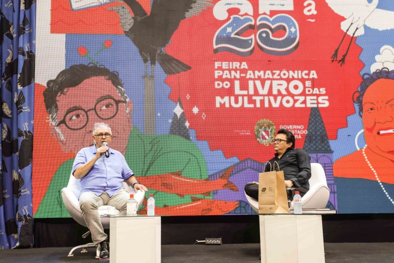 25 Feira Panamazônica do Livro e das Multivozes - Fotos Pedro Guerreiro/AGPARA <div class='credito_fotos'>Foto: Pedro Guerreiro / Ag. Pará | <a href='/midias/2022/originais/15046_f33e9129-318c-44ff-04c7-467aebfeb566.jpg' download><i class='fa-solid fa-download'></i> Download</a></div>