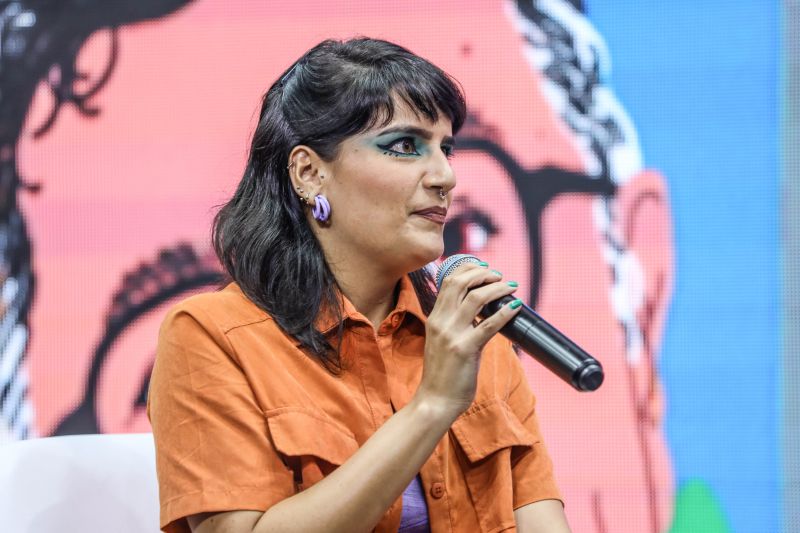 FEIRA DO LIVRO - BATE PAPO COM LENU- JADE JARES E CRIOULA - PALCO MULTI VOZES-marcelo seabra/AGPARA <div class='credito_fotos'>Foto: Marcelo Seabra / Ag. Pará | <a href='/midias/2022/originais/15072_84891401-6875-f565-0662-cafe924afcd7.jpg' download><i class='fa-solid fa-download'></i> Download</a></div>