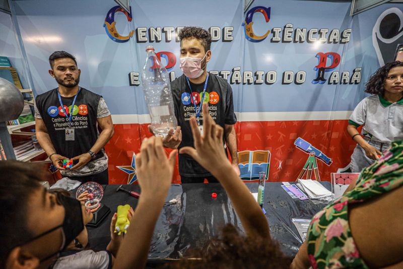 Vozes da Infância - LEIA A PALAVRA, ESCUTE A HISTÓRIA - Arena Multivozes Fotos Pedro Guerreiro/AGPARA <div class='credito_fotos'>Foto: Pedro Guerreiro / Ag. Pará | <a href='/midias/2022/originais/15076_3cbc726f-b88e-45b9-5b29-a56f774c36fe.jpg' download><i class='fa-solid fa-download'></i> Download</a></div>