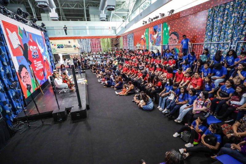 Vozes da Infância - LEIA A PALAVRA, ESCUTE A HISTÓRIA - Arena Multivozes <div class='credito_fotos'>Foto: Pedro Guerreiro / Ag. Pará | <a href='/midias/2022/originais/15078_2565bdfa-cdff-70c6-c64a-018444f912a7.jpg' download><i class='fa-solid fa-download'></i> Download</a></div>