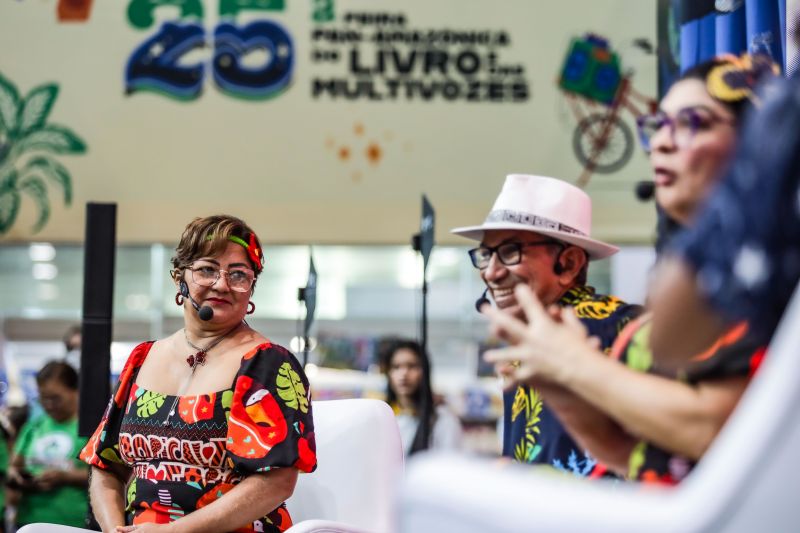 Vozes da Infância - LEIA A PALAVRA, ESCUTE A HISTÓRIA - Arena Multivozes <div class='credito_fotos'>Foto: Pedro Guerreiro / Ag. Pará | <a href='/midias/2022/originais/15078_78c7bc98-ac85-5f46-a5ac-36267f837132.jpg' download><i class='fa-solid fa-download'></i> Download</a></div>