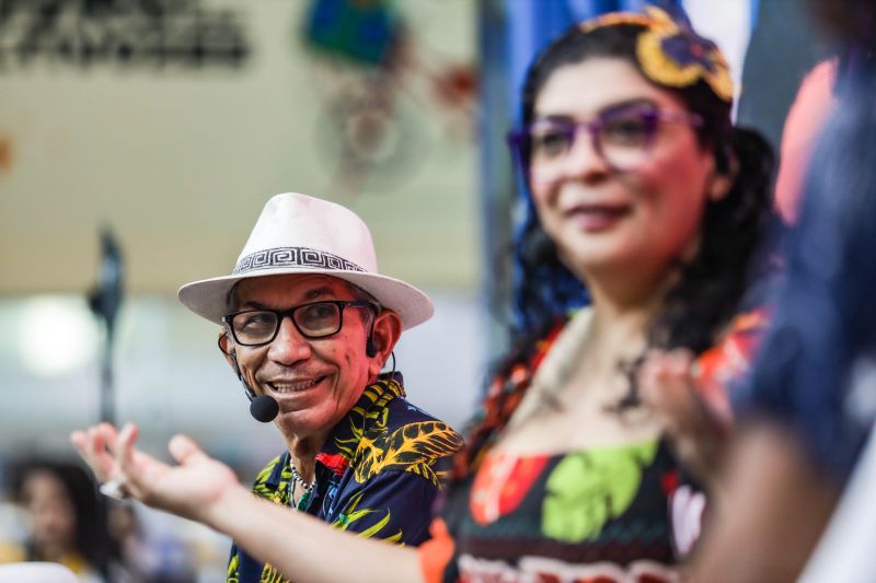 Vozes da Infância - LEIA A PALAVRA, ESCUTE A HISTÓRIA - Arena Multivozes <div class='credito_fotos'>Foto: Pedro Guerreiro / Ag. Pará | <a href='/midias/2022/originais/15078_ac294783-9214-40dd-2456-d05bc80965fb.jpg' download><i class='fa-solid fa-download'></i> Download</a></div>