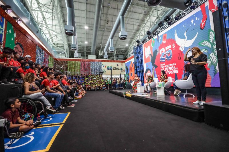 Vozes da Infância - LEIA A PALAVRA, ESCUTE A HISTÓRIA - Arena Multivozes <div class='credito_fotos'>Foto: Pedro Guerreiro / Ag. Pará | <a href='/midias/2022/originais/15078_e74aee90-9d2d-79b0-9550-daf4f6431041.jpg' download><i class='fa-solid fa-download'></i> Download</a></div>