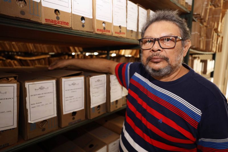 RestauraÃ§Ã£o Arquivo PÃºblico

João Lopes, historiador do Arquivo Público do Estado do Pará <div class='credito_fotos'>Foto: Bruno Cecim / Ag.Pará   |   <a href='/midias/2022/originais/15109_dde88d37-b6ab-a74e-63b4-6f613ccec15c.jpg' download><i class='fa-solid fa-download'></i> Download</a></div>