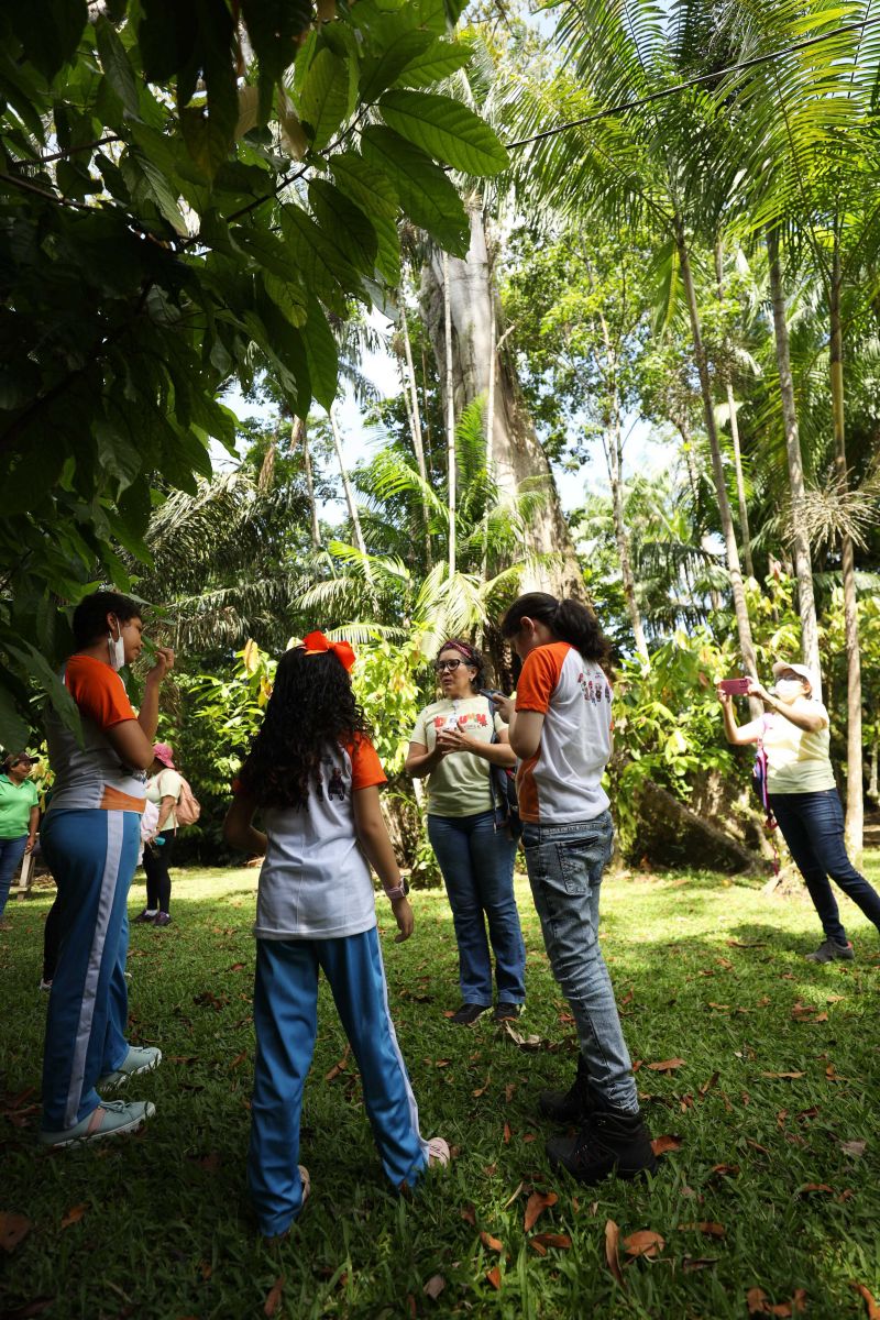 Crianças em Tratamento contra o Câncer visitam Fabrica de Chocolate no Combu - Fotos Bruno Cecim - Ag.Pará <div class='credito_fotos'>Foto: Bruno Cecim / Ag.Pará | <a href='/midias/2022/originais/15134_0be06e04-7929-e8d7-82d8-4572e4d1a614.jpg' download><i class='fa-solid fa-download'></i> Download</a></div>