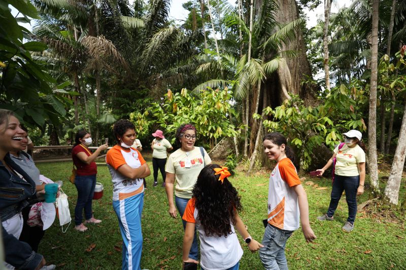 Crianças em Tratamento contra o Câncer visitam Fabrica de Chocolate no Combu - Fotos Bruno Cecim - Ag.Pará <div class='credito_fotos'>Foto: Bruno Cecim / Ag.Pará | <a href='/midias/2022/originais/15134_1e482471-cc11-0e74-def8-0b64179a75d5.jpg' download><i class='fa-solid fa-download'></i> Download</a></div>