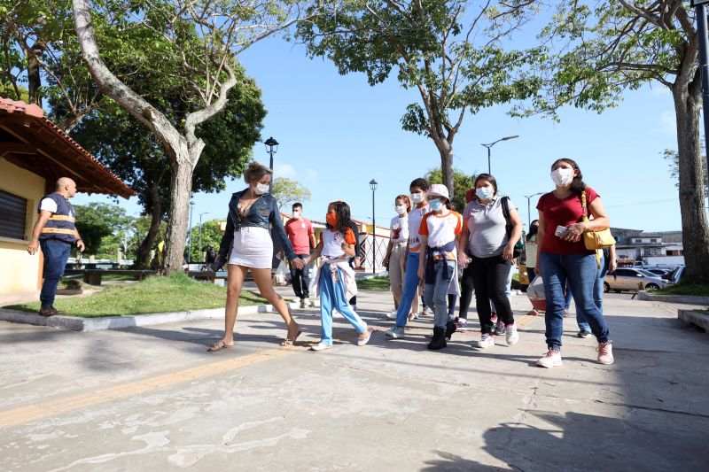 Crianças em Tratamento contra o Câncer visitam Fabrica de Chocolate no Combu - Fotos Bruno Cecim - Ag.Pará <div class='credito_fotos'>Foto: Bruno Cecim / Ag.Pará | <a href='/midias/2022/originais/15134_47d548fd-995a-7542-7f6e-c30e2c064a6e.jpg' download><i class='fa-solid fa-download'></i> Download</a></div>