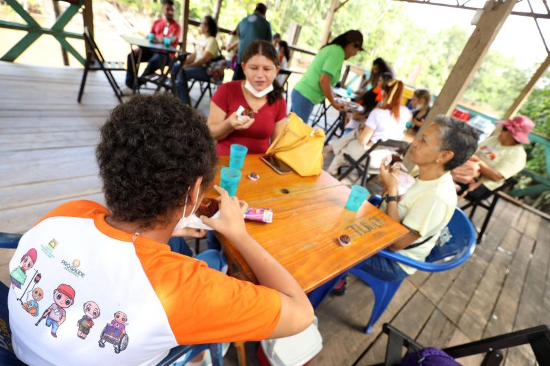 Crianças em Tratamento contra o Câncer visitam Fabrica de Chocolate no Combu - Fotos Bruno Cecim - Ag.Pará <div class='credito_fotos'>Foto: Bruno Cecim / Ag.Pará | <a href='/midias/2022/originais/15134_c1b9bcec-3cbb-aa05-3cab-ffaad91291a9.jpg' download><i class='fa-solid fa-download'></i> Download</a></div>