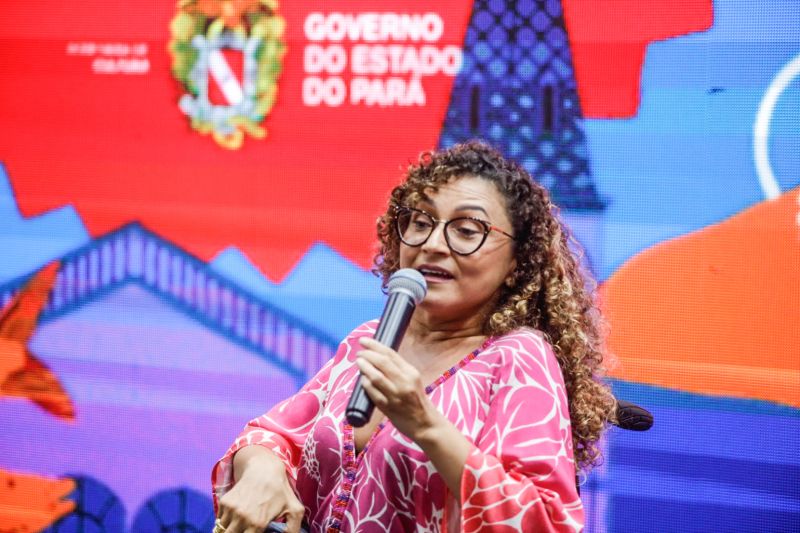 Clarinhamar e Telma Cunha Mediação de Marcela Castro FT Alex Ribeiro <div class='credito_fotos'>Foto: Alex Ribeiro / Ag. Pará | <a href='/midias/2022/originais/15135_d3c3068d-b9b5-3c01-8d8e-b1fb511b39de.jpg' download><i class='fa-solid fa-download'></i> Download</a></div>
