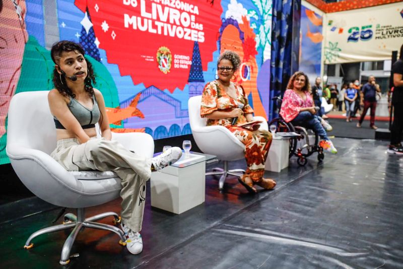 Clarinhamar e Telma Cunha Mediação de Marcela Castro FT Alex Ribeiro <div class='credito_fotos'>Foto: Alex Ribeiro / Ag. Pará | <a href='/midias/2022/originais/15135_dc0c6cea-24e9-2956-8994-5cabac9dbde9.jpg' download><i class='fa-solid fa-download'></i> Download</a></div>