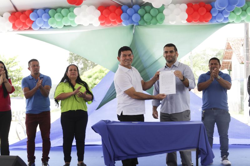 Prefeito Floreano Coelho e Hugo Hachem Presidente CPH <div class='credito_fotos'>Foto: Pedro Guerreiro / Ag. Pará | <a href='/midias/2022/originais/15148_35f01605-ebec-19a6-18e3-392fc43b3b60.jpg' download><i class='fa-solid fa-download'></i> Download</a></div>