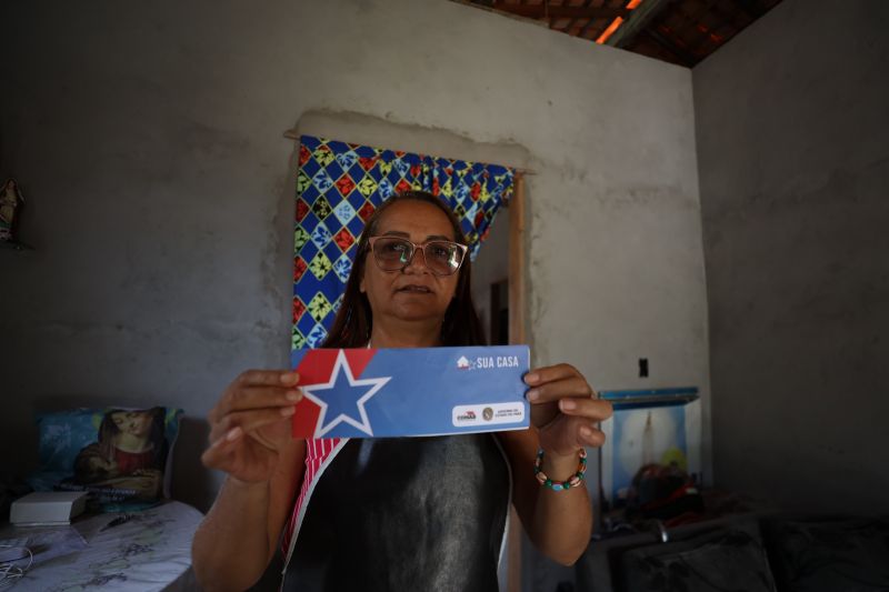 SUA CASA PEIXE BOI - Rodrigo Pinheiro AgPará
Raimunda Santos <div class='credito_fotos'>Foto: Rodrigo Pinheiro / Ag.Pará | <a href='/midias/2022/originais/15185_ee370dfb-ec83-ec2d-7c85-0579da235e92.jpg' download><i class='fa-solid fa-download'></i> Download</a></div>