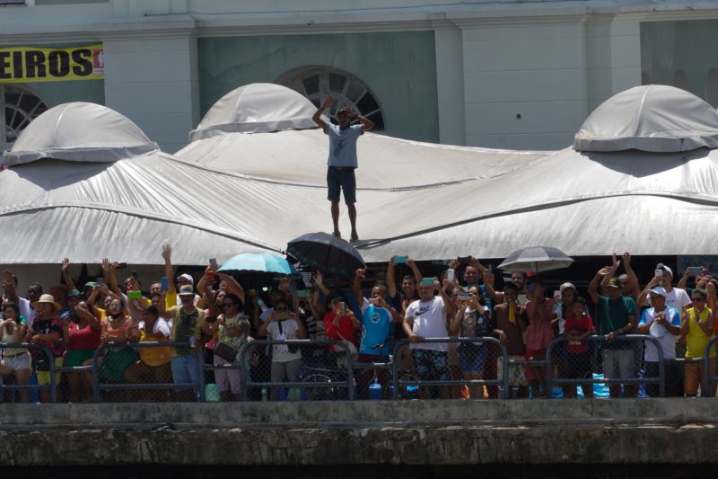  <div class='credito_fotos'>Foto: Augusto Miranda / Ag. Pará   |   <a href='/midias/2022/originais/15227_c5a111d3-d16f-3fdd-c1e6-abe55dbf6af4.jpg' download><i class='fa-solid fa-download'></i> Download</a></div>