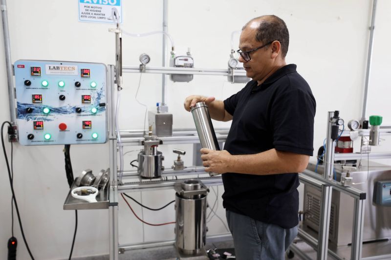 Mês_Ciência e Tecnologia - LABTECS - Fotos Bruno Cecim - Ag.Pará <div class='credito_fotos'>Foto: Bruno Cecim / Ag.Pará | <a href='/midias/2022/originais/15256_a38e72d7-899e-05dd-bdd0-696b4fa35193.jpg' download><i class='fa-solid fa-download'></i> Download</a></div>