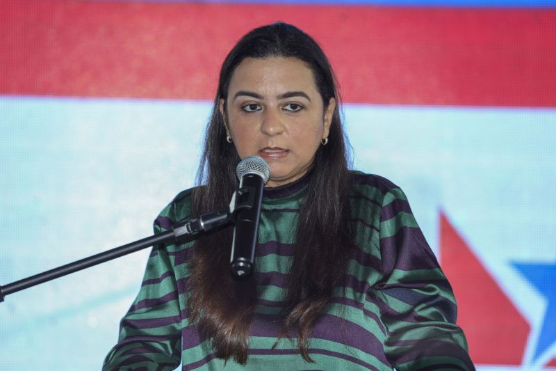 RENATA DO DETRAN <div class='credito_fotos'>Foto: Marcelo Seabra / Ag. Pará   |   <a href='/midias/2022/originais/15351_769e09b1-f904-f76e-1f7b-e081324c5daf.jpg' download><i class='fa-solid fa-download'></i> Download</a></div>