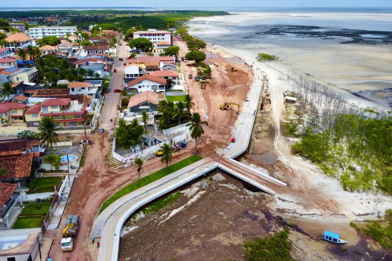 Obras Orla do Maçarico - Salinópolis <div class='credito_fotos'>Foto: Roni Moreira / Ag.Pará | <a href='/midias/2022/originais/15352_99783dc7-28a7-67d8-fbb5-ab453d42ece1.jpg' download><i class='fa-solid fa-download'></i> Download</a></div>