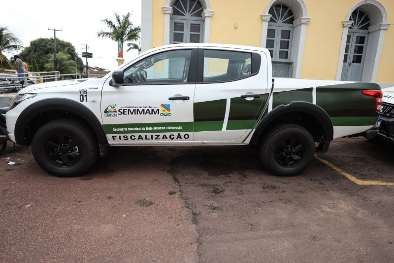 Novos veículos da Semas -ITAITUBA <div class='credito_fotos'>Foto: Bruno Cecim / Ag.Pará   |   <a href='/midias/2022/originais/15365_ac64346d-22a6-ff49-260f-d36c2912336f.jpg' download><i class='fa-solid fa-download'></i> Download</a></div>