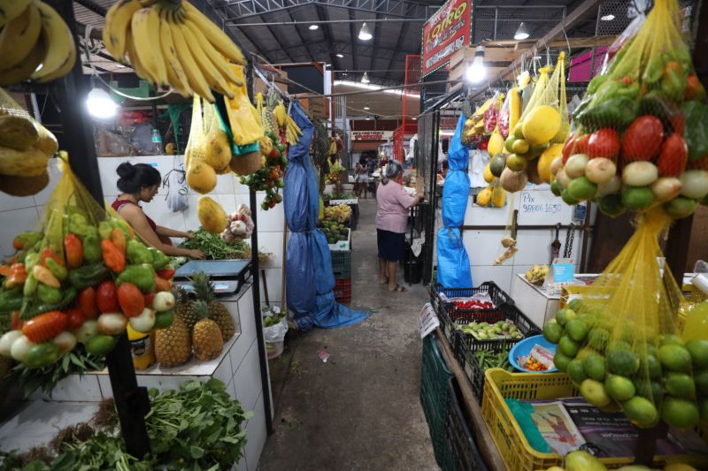 Mercado Municipal Distrito industrial - Fotos Pedro Guerreiro/AGPARÁ <div class='credito_fotos'>Foto: Pedro Guerreiro / Ag. Pará | <a href='/midias/2022/originais/15390_c15e1f29-c616-5244-f384-b14eee6e40cb.jpg' download><i class='fa-solid fa-download'></i> Download</a></div>