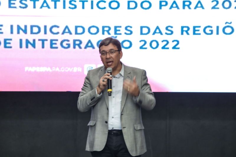 LANÇAMENTOS FAPESPA-marcelo seabra / AGPARÁ

MARCELO BOTELHO <div class='credito_fotos'>Foto: Marcelo Seabra / Ag. Pará   |   <a href='/midias/2022/originais/15408_01ddb9e2-72ca-dbf4-8616-3119aafac9ea.jpg' download><i class='fa-solid fa-download'></i> Download</a></div>