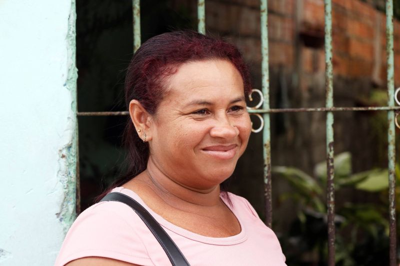 Joana Maia - trabalha numa cooperativa <div class='credito_fotos'>Foto: Bruno Cecim / Ag.Pará   |   <a href='/midias/2022/originais/15442_80dd1d60-2f7d-eb50-dc07-d8663587473a.jpg' download><i class='fa-solid fa-download'></i> Download</a></div>