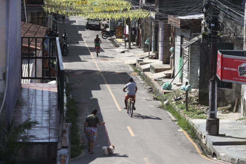 Rua sétima <div class='credito_fotos'>Foto: Pedro Guerreiro / Ag. Pará   |   <a href='/midias/2022/originais/15454_52fb915e-511d-47e2-d9a7-7cc1614b176d.jpg' download><i class='fa-solid fa-download'></i> Download</a></div>